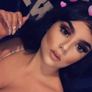 Meet your Posher, Dora